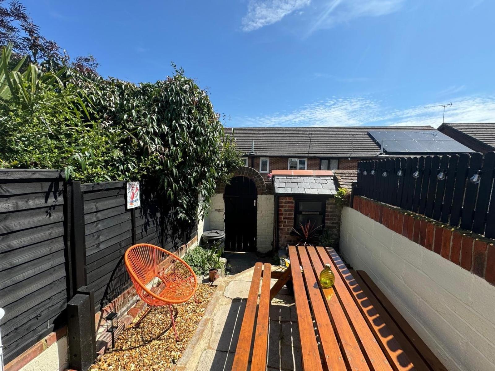 Driftwood House - Luxury Dog-Friendly Townhouse In Cowes, Steps From Marina Villa Cowes  Buitenkant foto