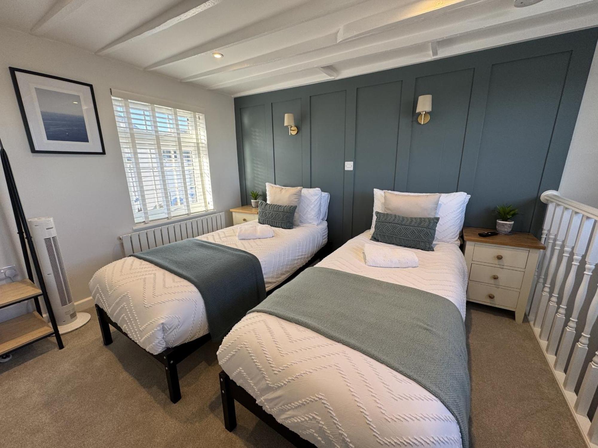 Driftwood House - Luxury Dog-Friendly Townhouse In Cowes, Steps From Marina Villa Cowes  Buitenkant foto